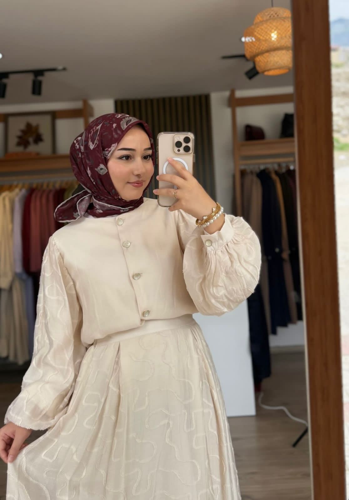 Fettahlı Garaj Escort Dila