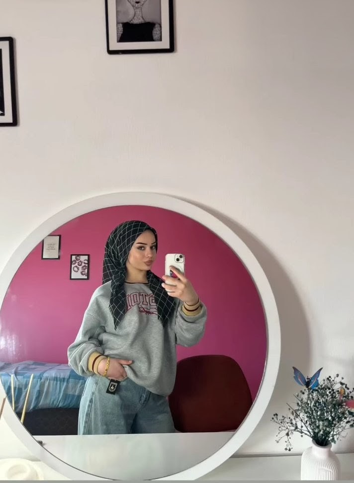 Kumköy Sadık Bir Kadın Escort İdil